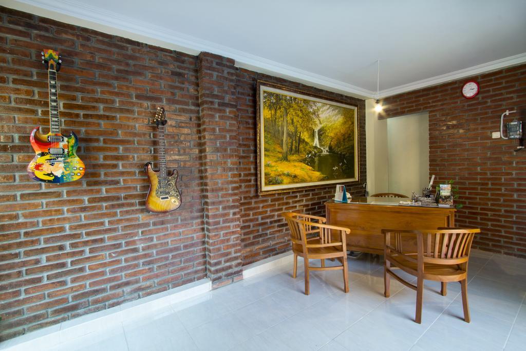 De Hostel Yogyakarta Dış mekan fotoğraf